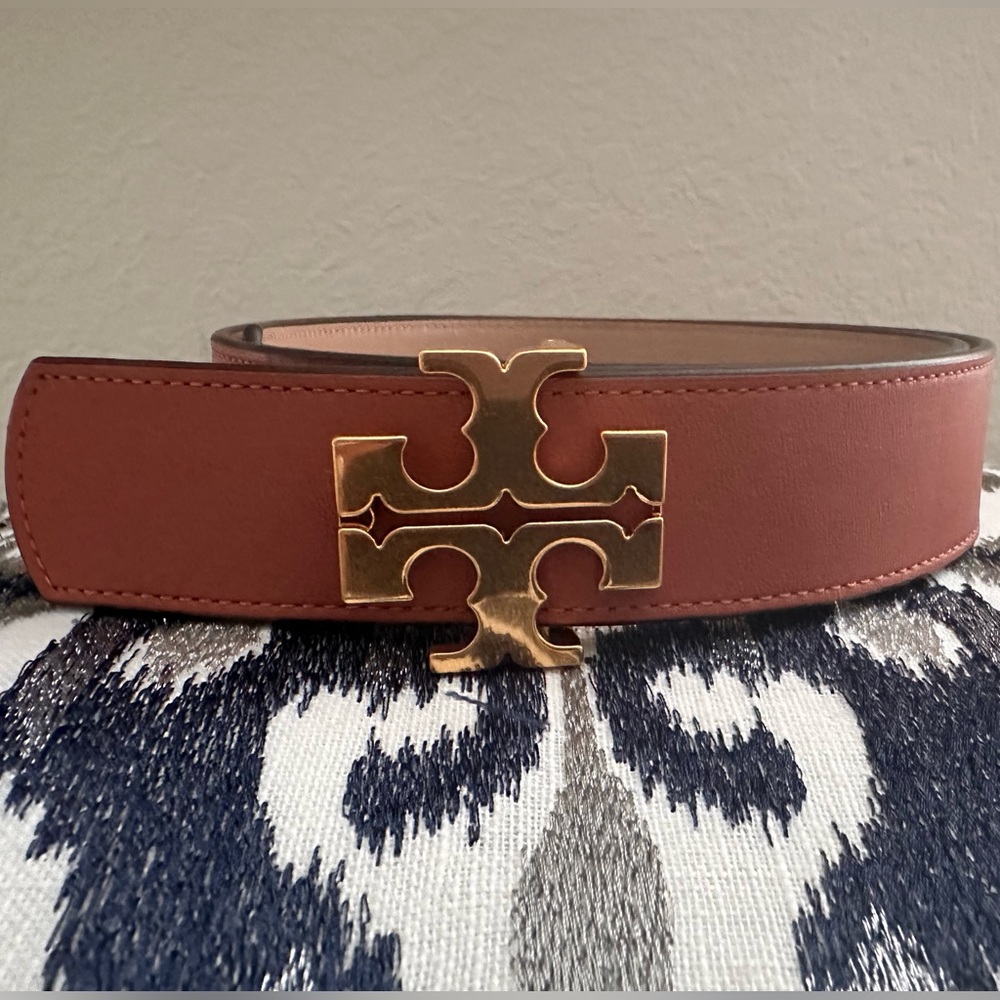 TORY BURCH “MILLER” BELT SMALL NWOT